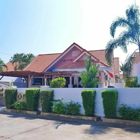 Kae-Kai Pool Villa